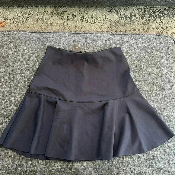 NWT size XS Bebe black buttery soft flowy skirt - Picture 1 of 4